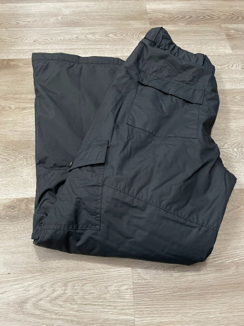 Outdoor Pants - Picture 13 of 14